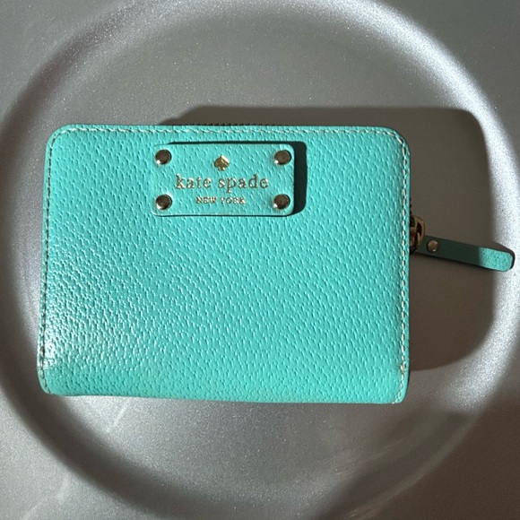 Kate Spade Wallet - Picture 2 of 6